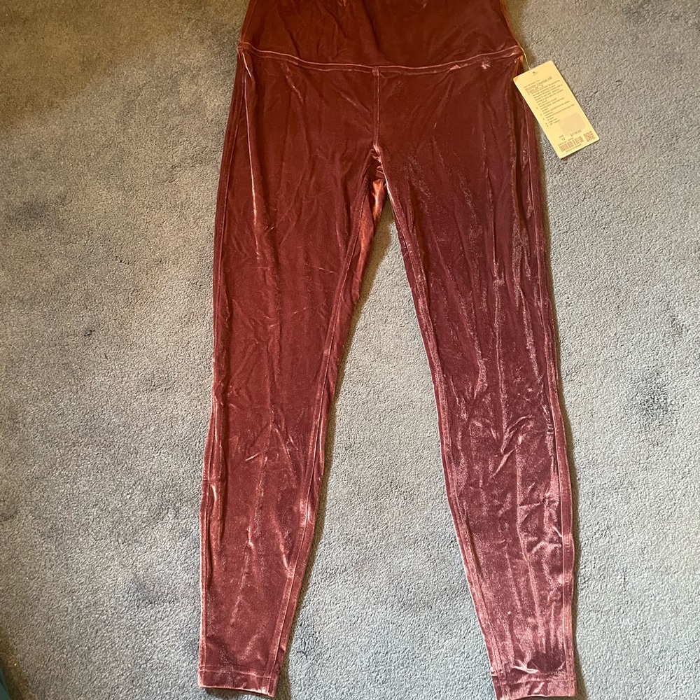 Lululemon Wunder Lounge HR Leggings 28”